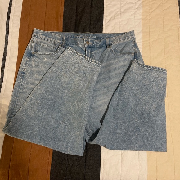 American Eagle Outfitters Denim - AE Mom Jean